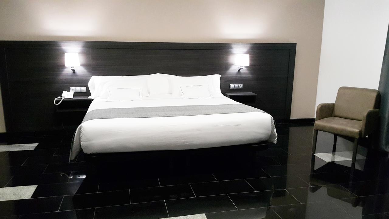 Hotel Tasiast Nouadhibou Ngoại thất bức ảnh