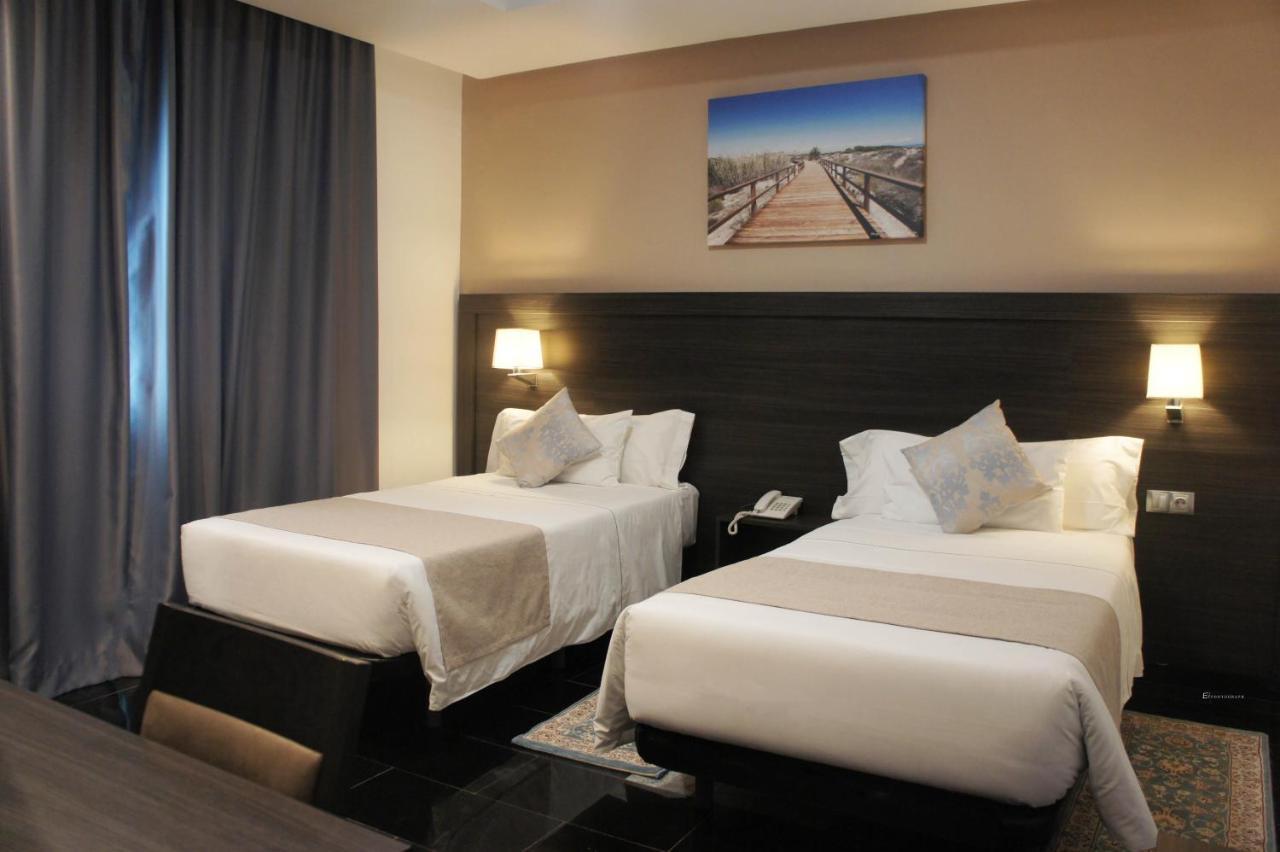 Hotel Tasiast Nouadhibou Ngoại thất bức ảnh